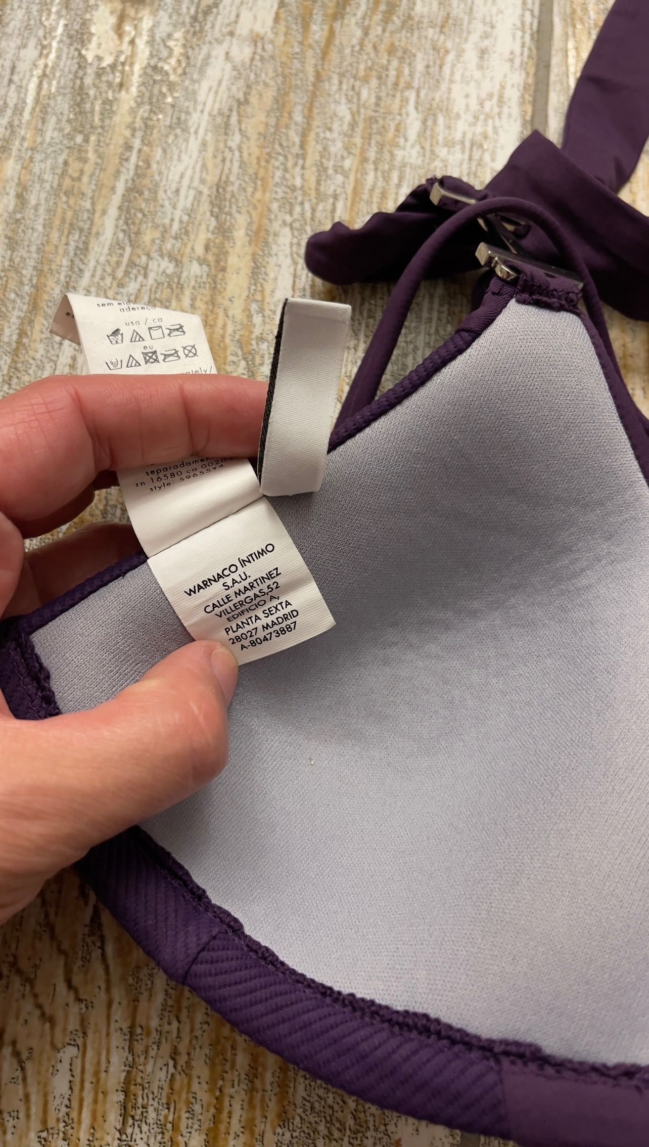 Крутий сливовий купальник tommy hilfiger s-m 32c -70c.