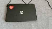 Laptop HP z ładowarką