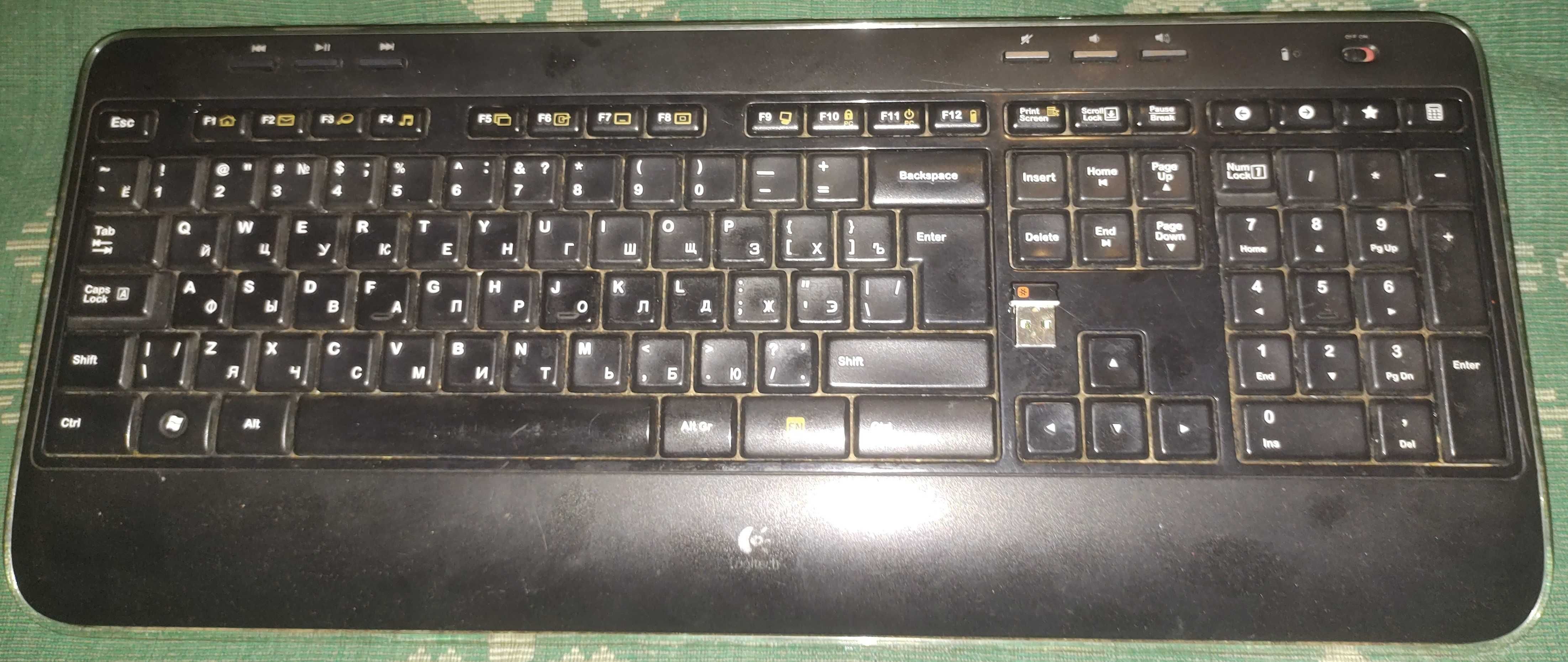Клавіатура Logitech K520