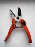 Секатор Black & Decker якісний садовий секатор  з Європи НОВИЙ!