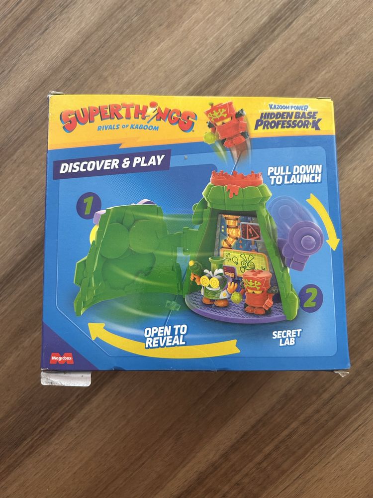 SuperThings Base Secreta Professor K + Exclusivos