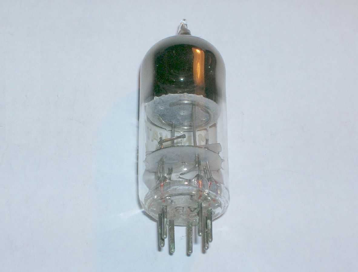 Válvula electrónica DA90 / 1A3 diodo detector, nova de stock antigo.