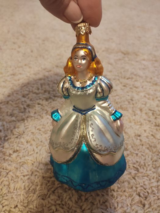 Bombka Księżniczka w biało-niebieskiej sukience w pudełku