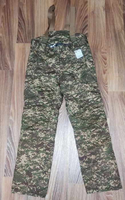 Штаны зимние, расцветка ,, Хищник " Хижак , новые