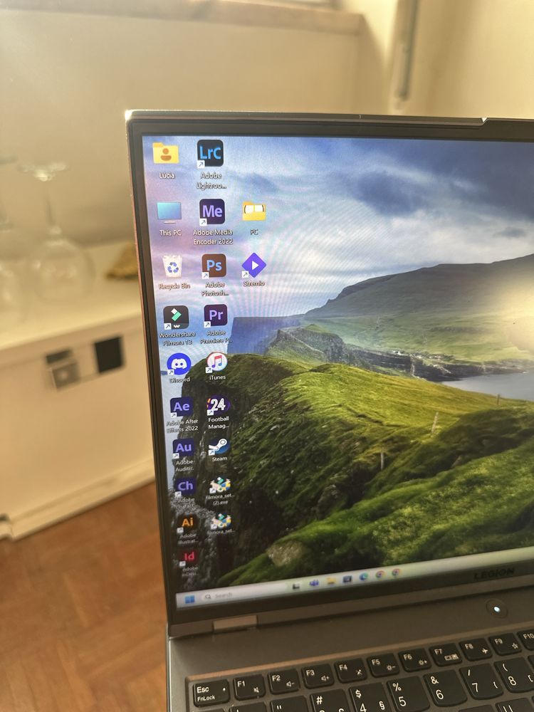 Lenovo Legion 5 Pro 16’’ c/ programas Adobe e Windows 11