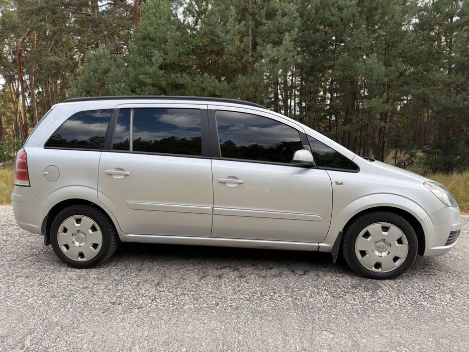 Продам Opel Zafira