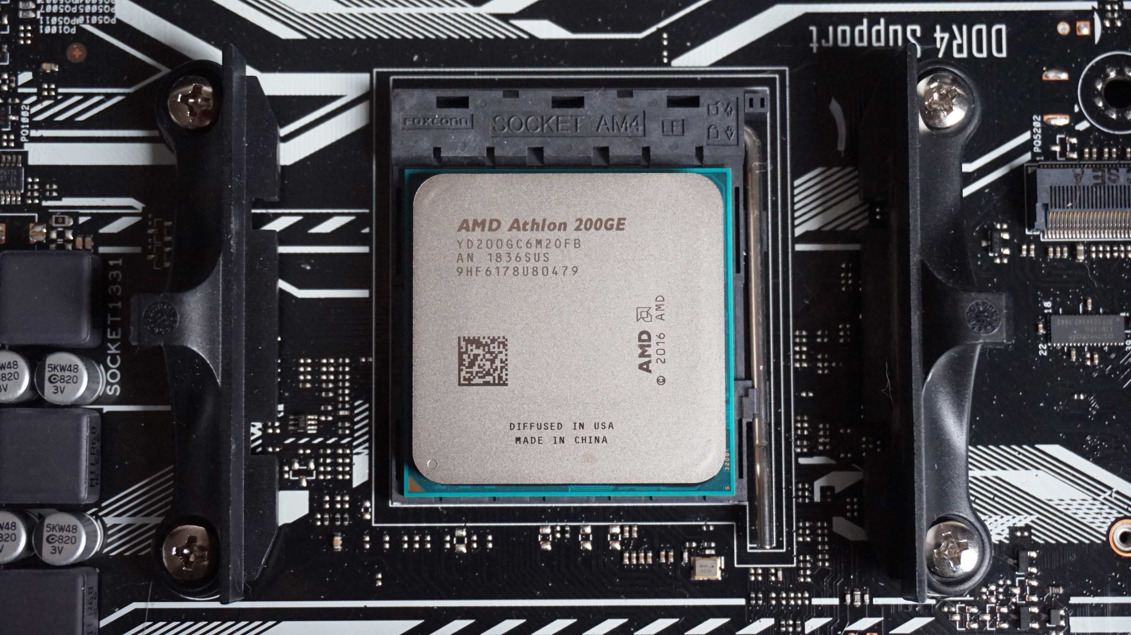 Процесор AMD Athlon 200GE 3,2 МГц