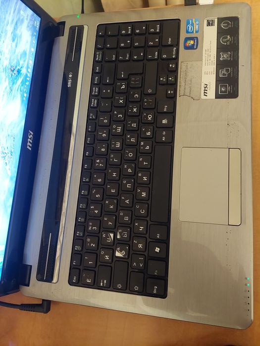 Ноутбук MSI windows 7
