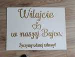 Tablica powitalna w kolorze białym witajcie w naszej bajce