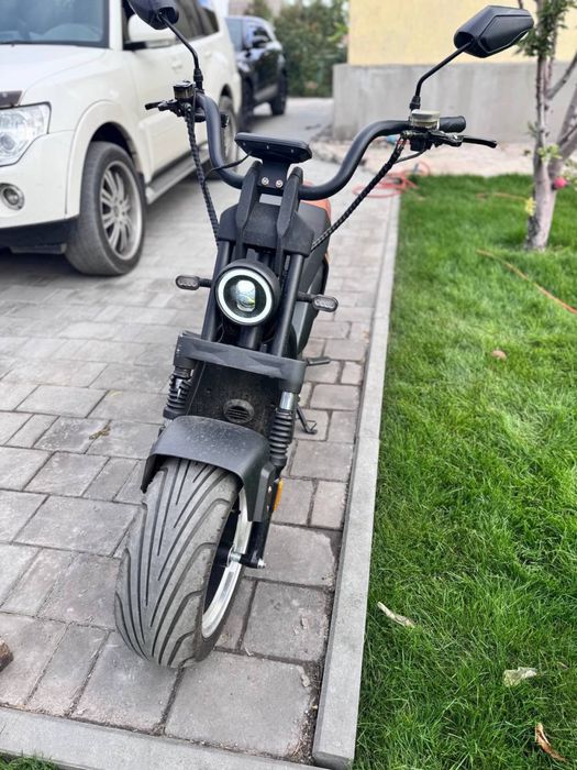 Электромотоцикл электро скутер  3000 вт батарея 50 A/часов