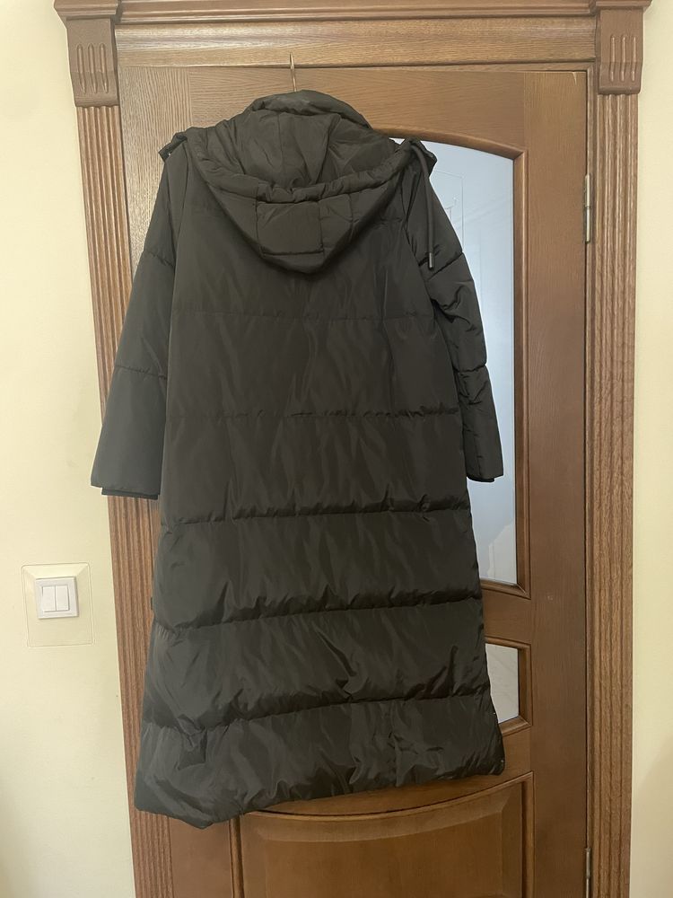Пуховик довгий Zara