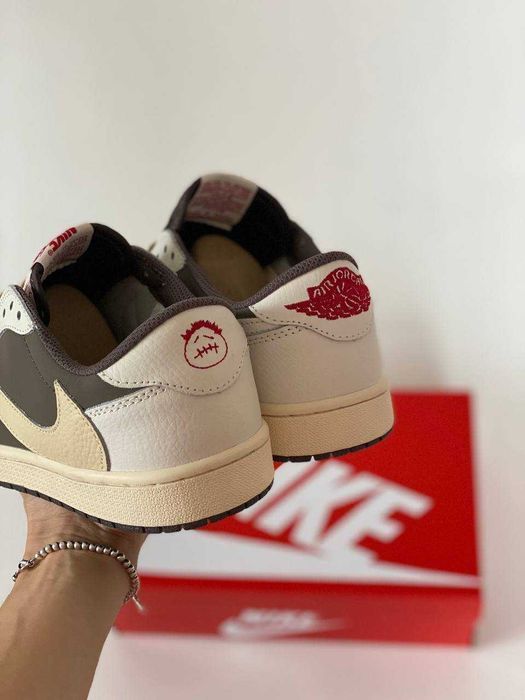 Кроссовки Nike Air Jordan 1 Low x Travis Scott Sail & Ridgerock 40-45