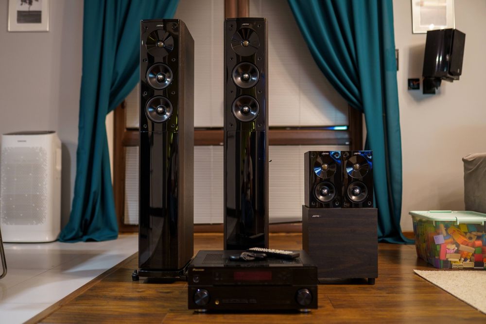 Kino domowe Pioneer VSX 920 Jamo S606 SUB210