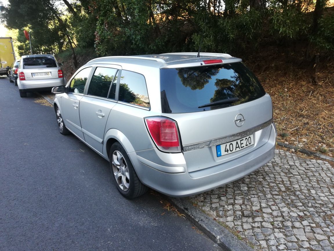 Opel Astra Caravan