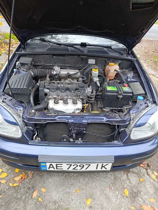 Автомобиль Деу Ланос