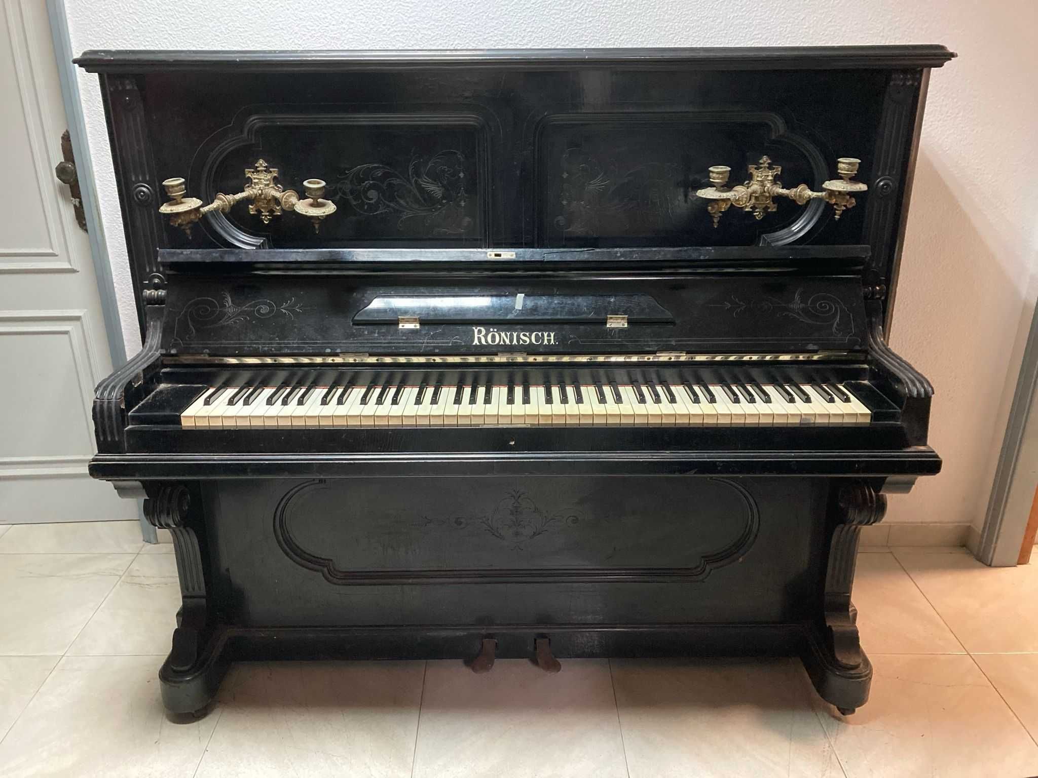 Pianos Preço Especial para Desocupar / Marshall / Ronisch / Bluthner