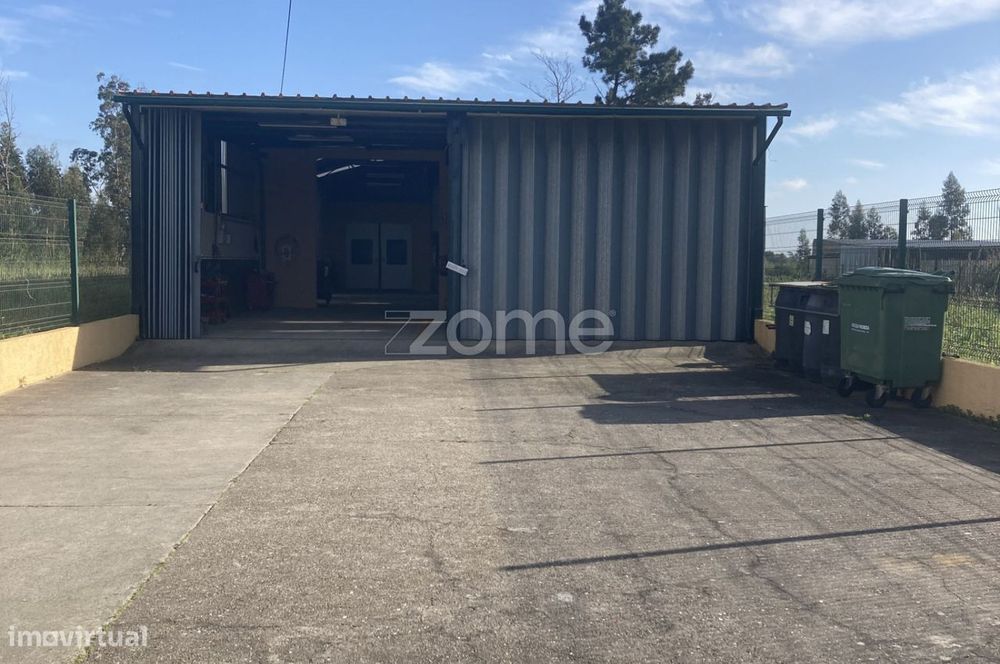 Armazém|Oficina de Pintura Automóvel