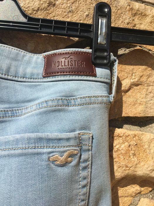 Dois pares de jeans Hollister, Bootcut novos e sem etiqueta 6L/7L/28W