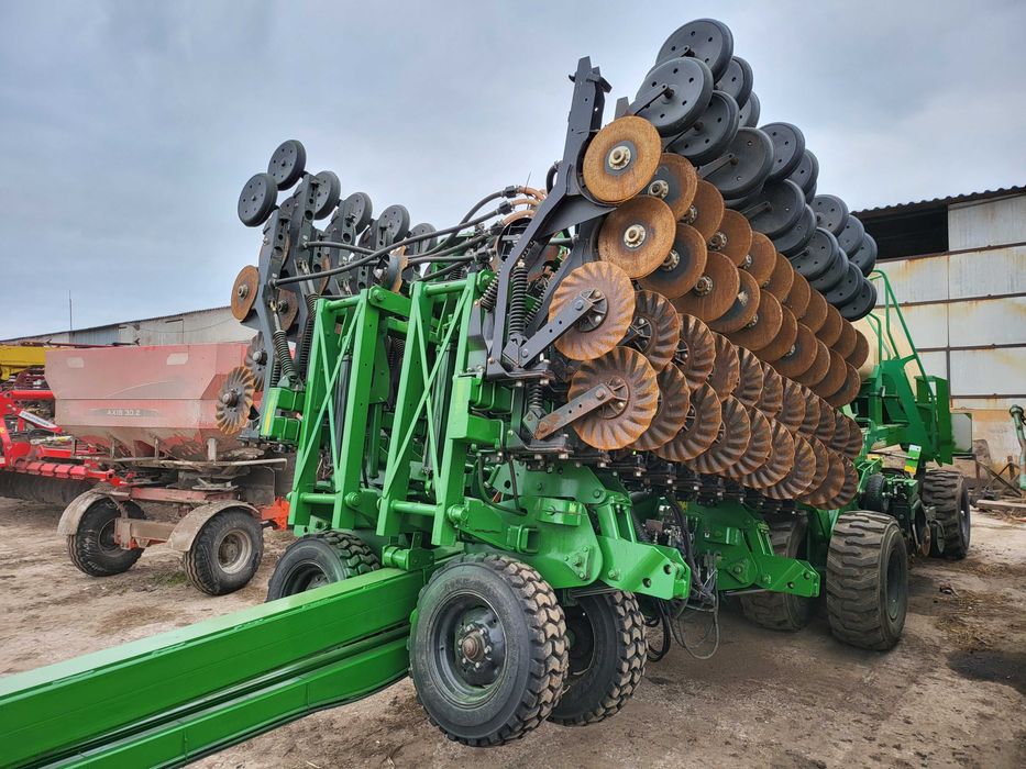 Посівний комплекс Great Plains Spartan NTA 907, зерновий, NTA 3510,