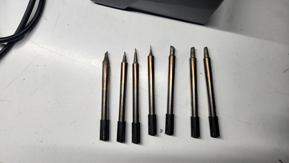 Stacja lutownicza Quick 303d plus groty