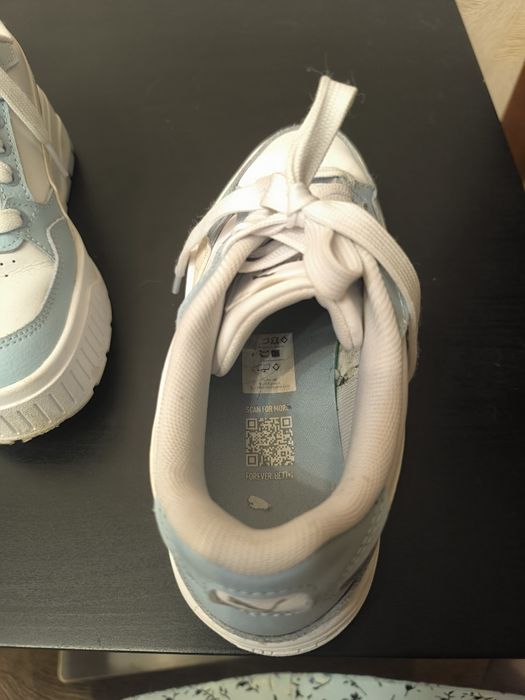 Кросівки PUMA жіночі , блакитні з білим. Кросовки Пума.