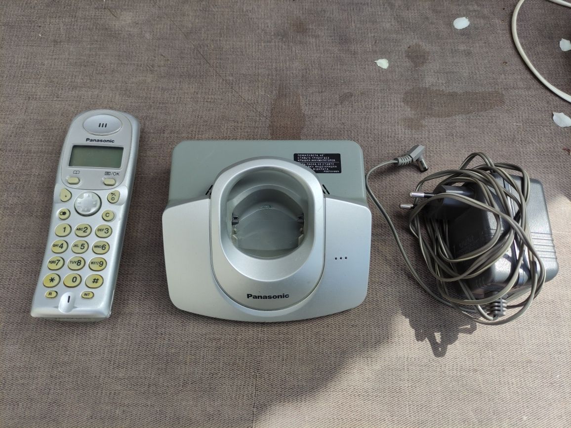 Радиотелефон Panasonic KX-TG1107UA