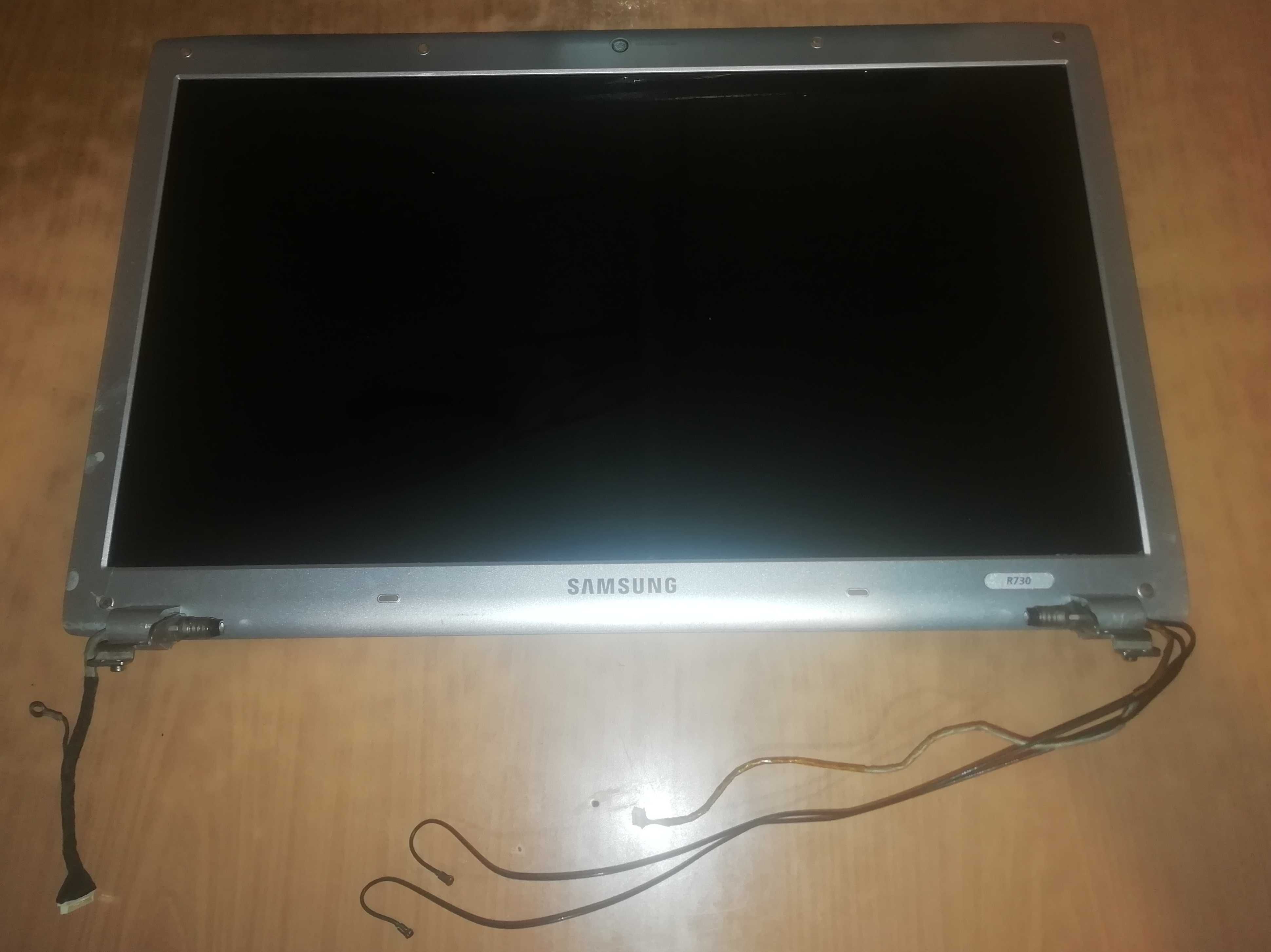 Запчастини ноутбука Samsung R730 (огляд на фото)