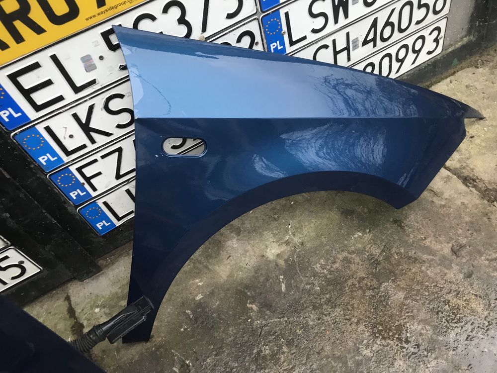 Дверка передня права, крило праве Seat Ibiza 6J