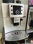 Кавова машина Delonghi PERFECTA