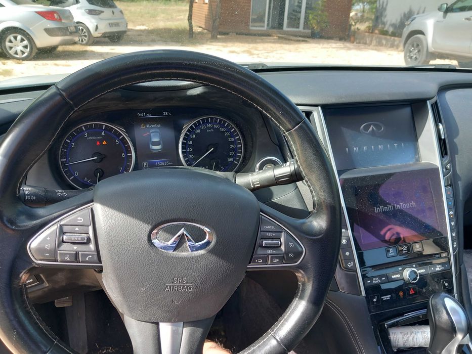 Infiniti Q50 2.2 diesel