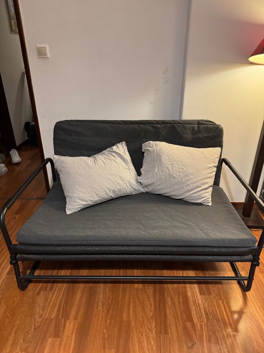 Sofá-Cama Dobrável HAMMARN IKEA – Compacto, Confortável e Prático!