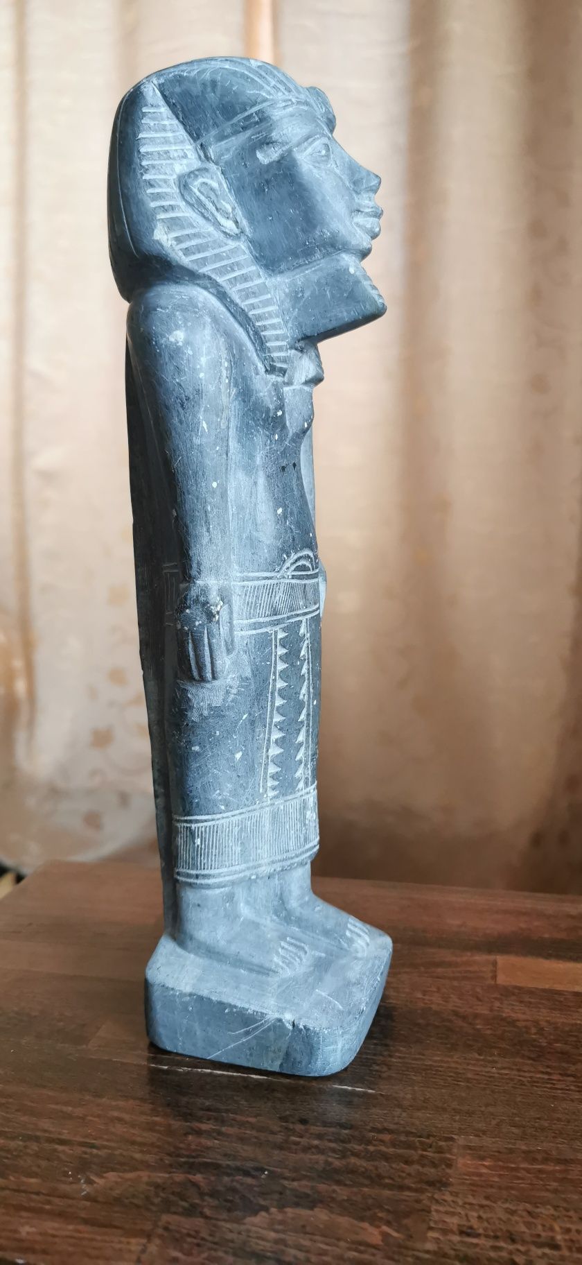 Статуя з мармуру. 28 см.