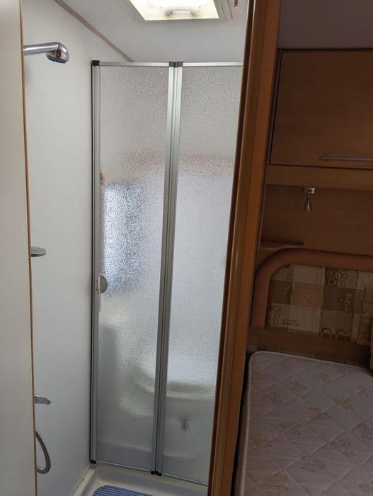 Caravana,de luxo ,quarto separado,levo ao local