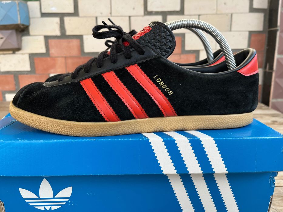 Кросівки Adidas London city series