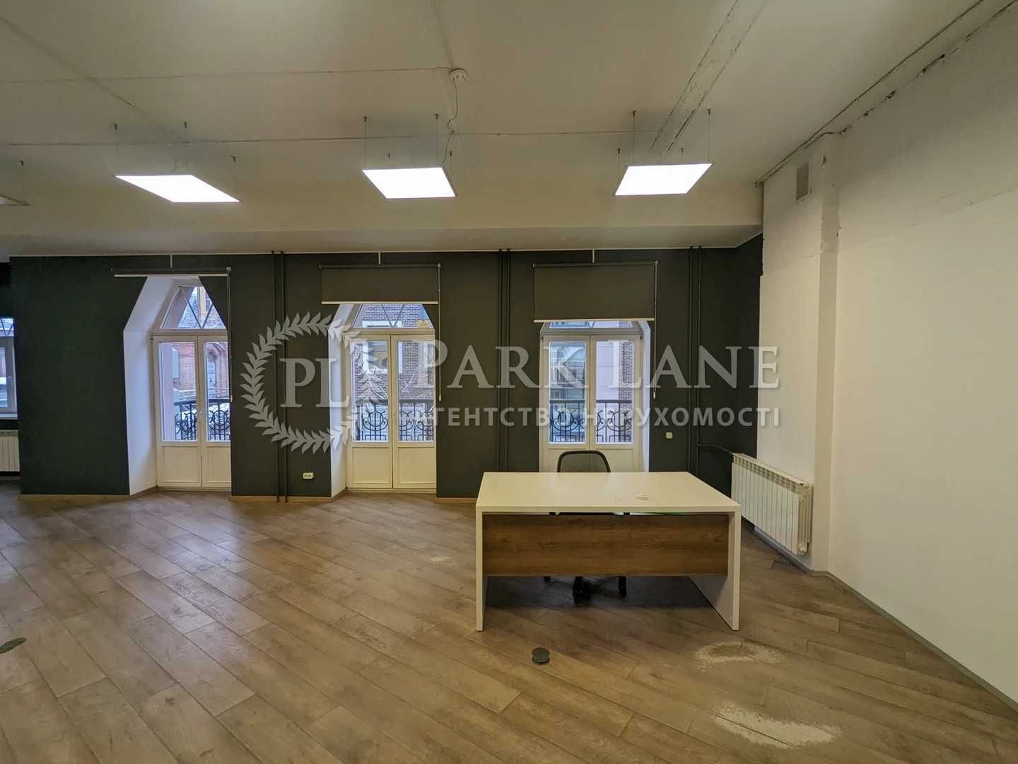Окремо розташована будівля 3000 м2. Бізнес центр. Поділ. Воздвиженка