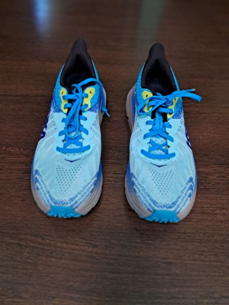 Кросівки Hoka Challenger Atr 7.                 Р 43 1/3. 27..5см