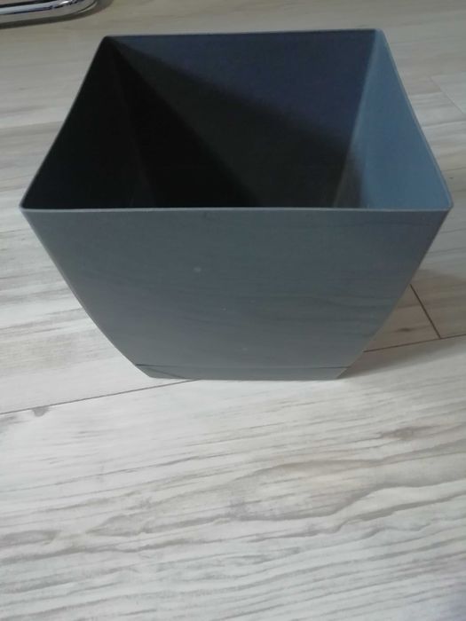 Doniczka grafitowa tylko 15zł