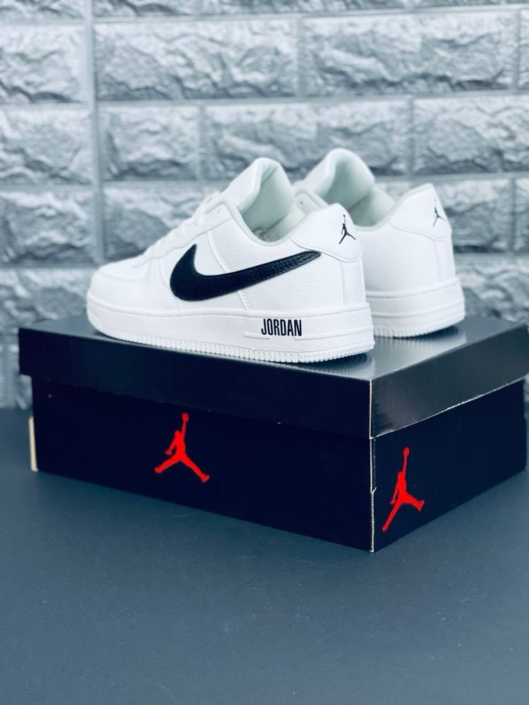Кросівки Nike Air білі унісекс/ чоловічі/ жіночі