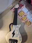 Gitara hape ukulele że światłami