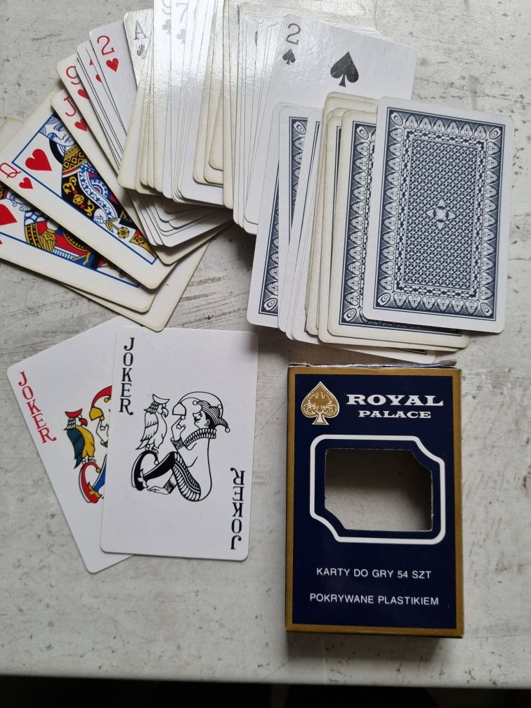 Karty do gry Royal Palace, pokryte plastikiem