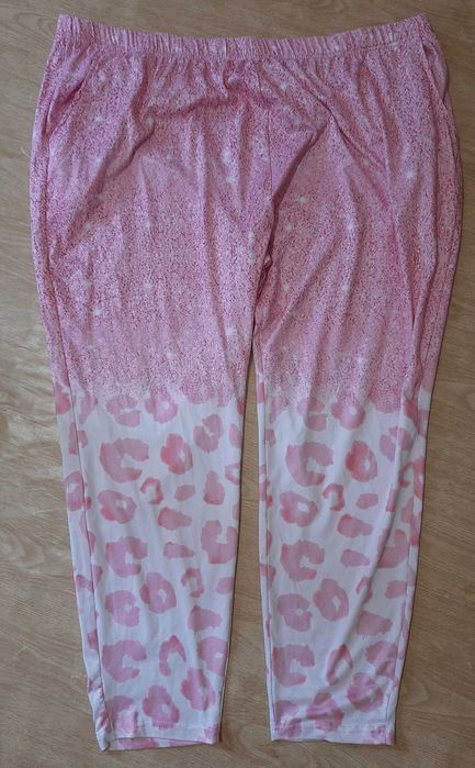 на подарунок жінкам