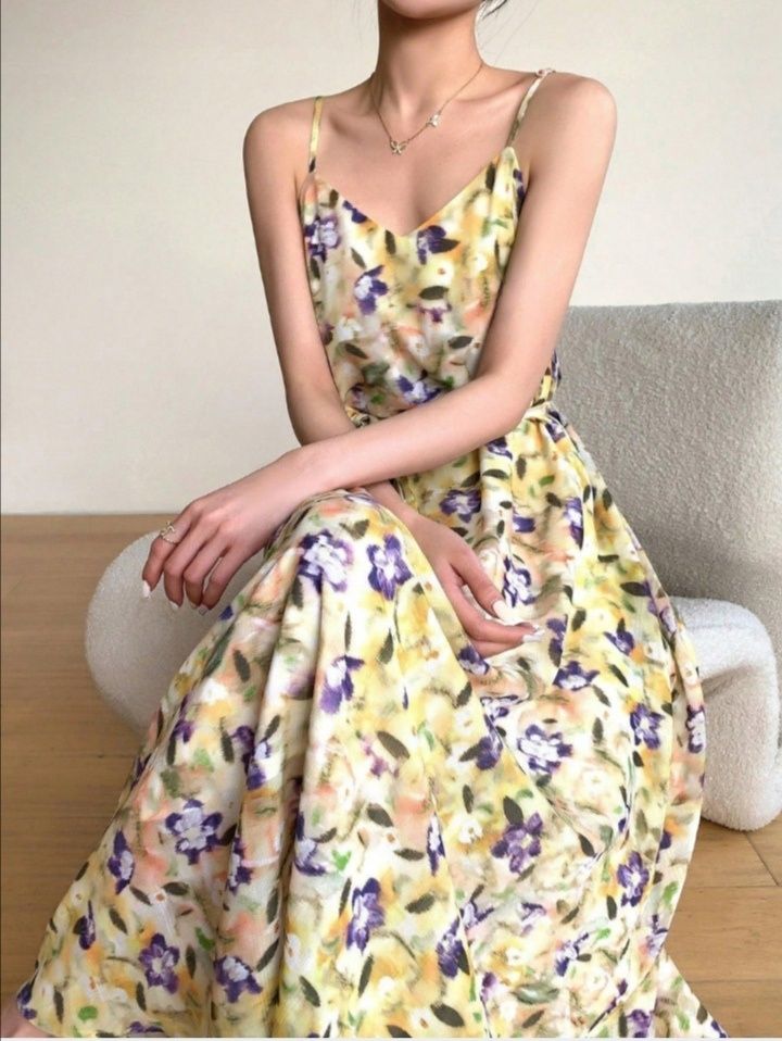 Elegancka sukienka długa kwiaty L