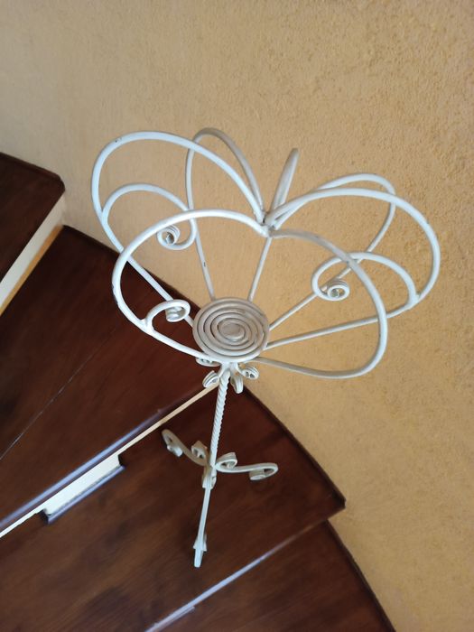 Стійки металеві.Декор для весілля
