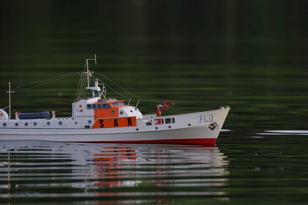 Rc Statek Robbe FL-8