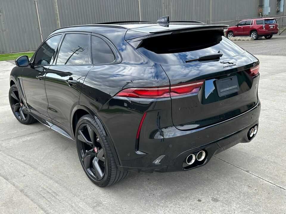 2022 Jaguar F-Pace SVR  AWD  5.0L