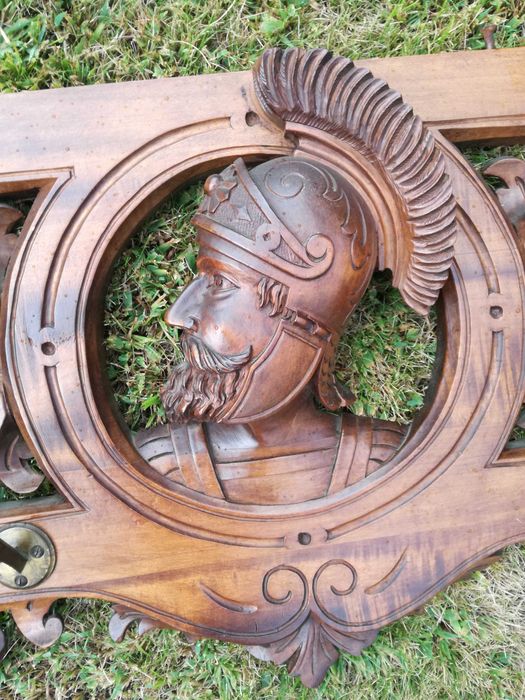 Bengaleiro de madeira em talha vintage