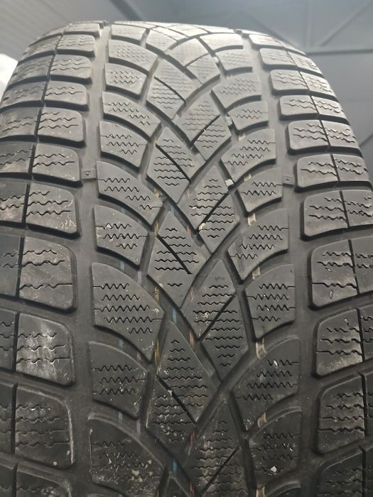 Зимові шини БВ 265/50 R19  DUNLOP  SP Winter Sport 3D