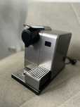Ekspres kapsułkowy Delonghi nespresso