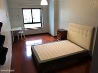 312805 - Quarto com cama de casal em apartamento com 5 quartos