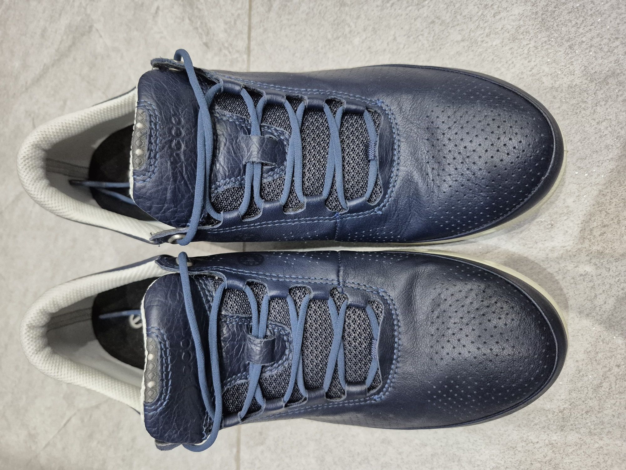 Ecco Women's Cool Gore-tex Surround